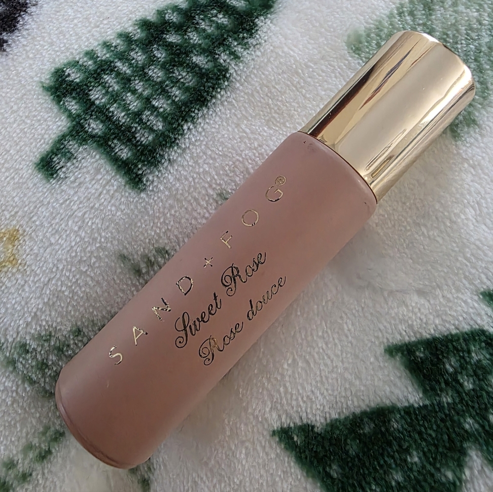 Sand And Fog Sweet Rose Rollerball Fragrance